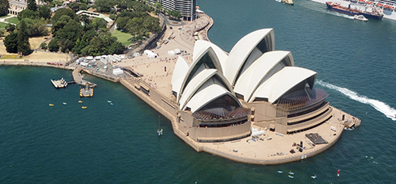  Sydney Opera House